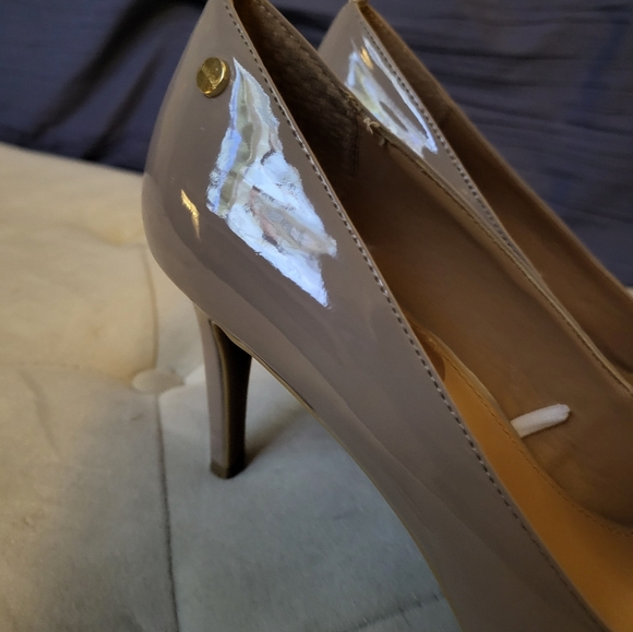 Womens Calvin Klein size 8 tan heels - Picture 5 of 7